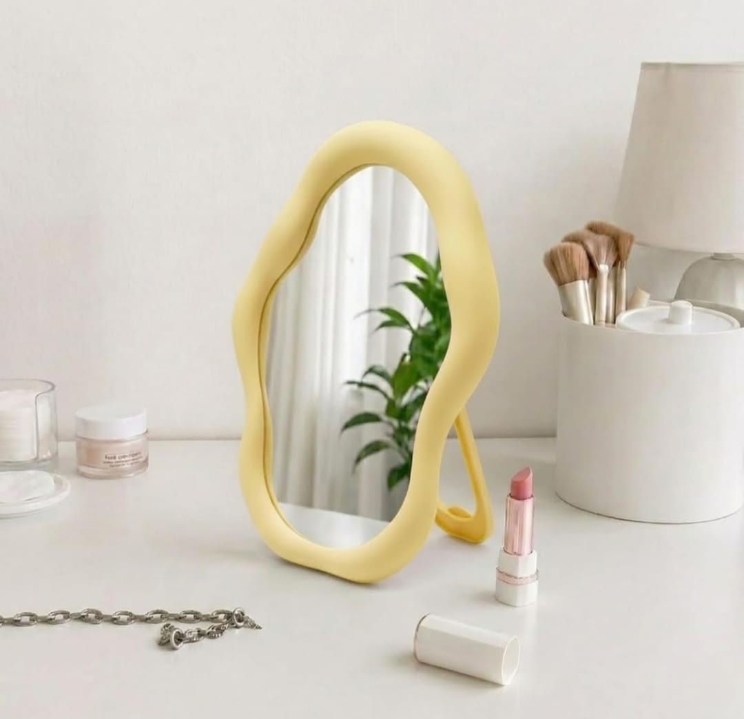 WAVY PASTEL MIRROR 🪞